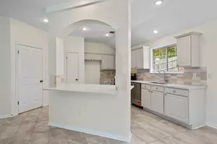 7018 Auckland Dr, Austin, TX 78749 - Photo 7