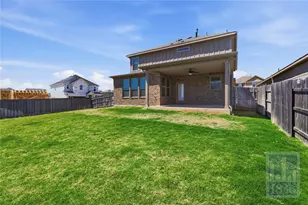 555 Purple Heart Dr, Buda, TX 78610 - Photo 27