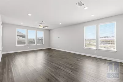 555 Purple Heart Drive, Buda, TX 78610 - Photo 5