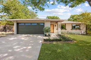 1400 Cripple Creek Dr, Austin, TX 78758 - Photo 1