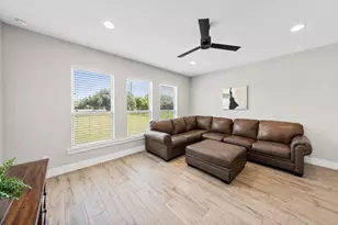 320 Buffalo Trail, Liberty Hill, TX 78642 - Photo 23