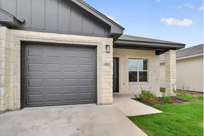 412 W Avenue C, Copperas Cove, TX 76522 - Photo 5