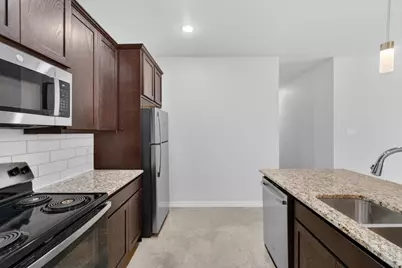 412 W Avenue C, Copperas Cove, TX 76522 - Photo 17