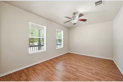 195 Musgrav, Kyle, TX 78640 - Photo 5