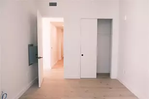 610 Davis St, Austin, TX 78701 - Photo 11