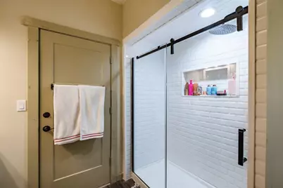 140 Airpark Drive, Georgetown, TX 78626 - Photo 17