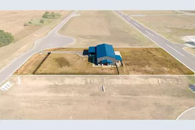 140 Airpark Drive, Georgetown, TX 78626 - Photo 31