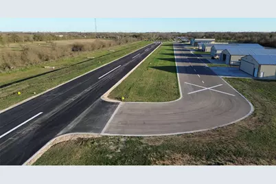 140 Airpark Drive, Georgetown, TX 78626 - Photo 37