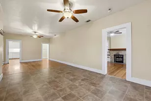 1301 Taylor St, Lampasas, TX 76550 - Photo 7