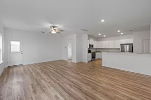 197 Fairlawn Wy, Maxwell, TX 78656 - Photo 3