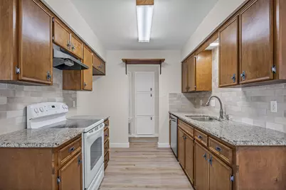 3211 Canter Lane, Austin, TX 78759 - Photo 13