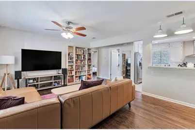 1715 W Saint Johns Avenue, Austin, TX 78757 - Photo 5