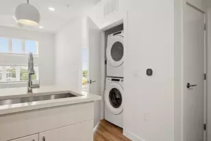 6324 N Lamar Blvd, Austin, TX 78752 - Photo 11