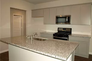 301 Hamilton Pool Ln, Bastrop, TX 78602 - Photo 3