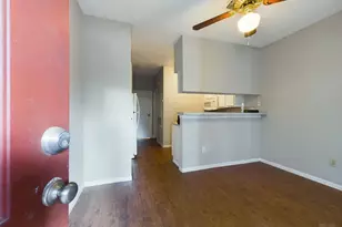 2901 San Jacinto Blvd, Austin, TX 78705 - Photo 13