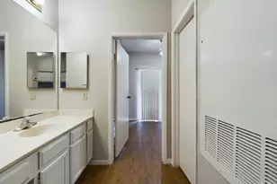 2901 San Jacinto Blvd, Austin, TX 78705 - Photo 7