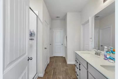217 Evergreen Sumac Loop, Kyle, TX 78640 - Photo 11