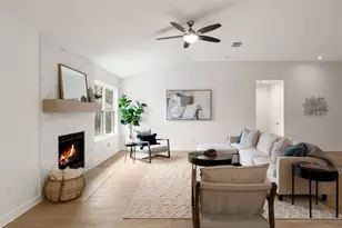 8104 Doe Meadow Dr, Austin, TX 78749 - Photo 13