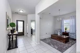 241 Silver Maple Dr, Kyle, TX 78640 - Photo 3
