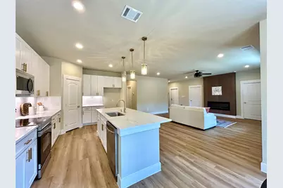 140 Heleakala Drive, Bastrop, TX 78602 - Photo 11