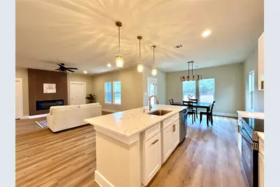 140 Heleakala Drive, Bastrop, TX 78602 - Photo 9