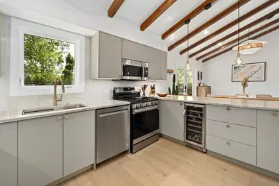 2503 East Side Drive, Austin, TX 78704 - Photo 9