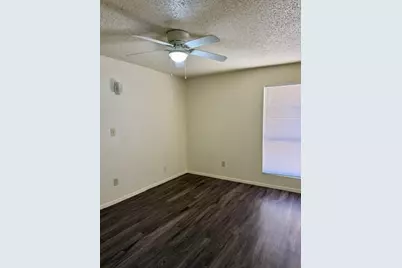 3005-B Parker Lane #B, Austin, TX 78741 - Photo 7