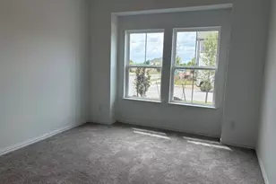 213 Greinert Dr, Taylor, TX 76574 - Photo 5