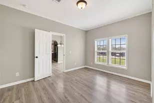 130 Leaning Oaks Cir, Seguin, TX 78155 - Photo 15