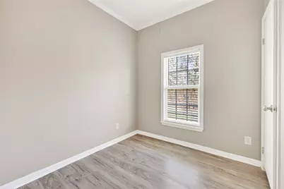 130 Leaning Oaks Circle, Seguin, TX 78155 - Photo 21