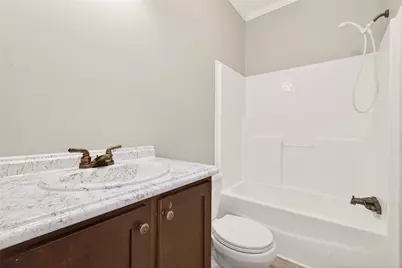 130 Leaning Oaks Circle, Seguin, TX 78155 - Photo 23