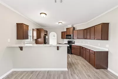 130 Leaning Oaks Circle, Seguin, TX 78155 - Photo 9