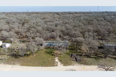 130 Leaning Oaks Circle, Seguin, TX 78155 - Photo 27