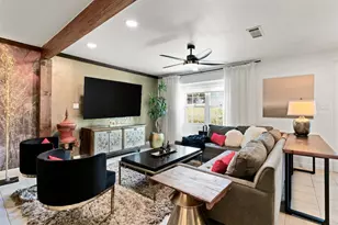 8721 Mountain Crest Dr, Austin, TX 78735 - Photo 3