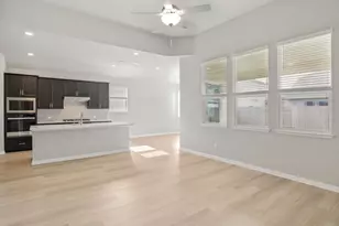 129 Pendleton Dr, Kyle, TX 78640 - Photo 11