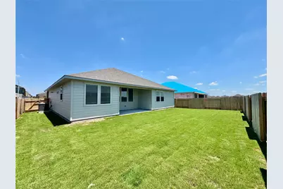 129 Pendleton Drive, Kyle, TX 78640 - Photo 5