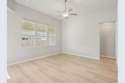 129 Pendleton Drive, Kyle, TX 78640 - Photo 3