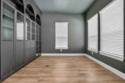 508 Pinnacle View Drive, Georgetown, TX 78628 - Photo 23