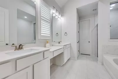 7705 Pace Ravine Drive, Lago Vista, TX 78645 - Photo 17