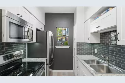 203 E 31st Street #102, Austin, TX 78705 - Photo 5