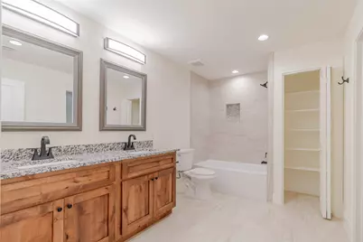 346 Webb Street, Smithville, TX 78957 - Photo 23