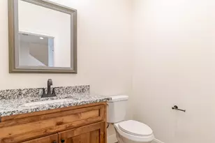 346 Webb St, Smithville, TX 78957 - Photo 11