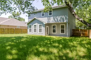 346 Webb St, Smithville, TX 78957 - Photo 31