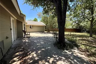 6301 Emory Ln, Austin, TX 78723 - Photo 11