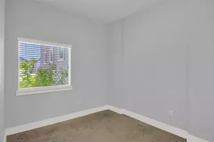 6902 Carver Ave, Austin, TX 78752 - Photo 11