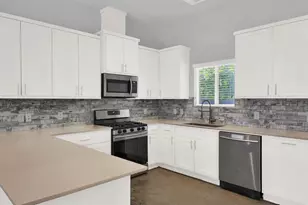6902 Carver Ave, Austin, TX 78752 - Photo 7