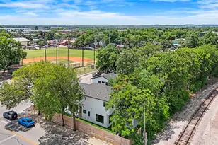 752 Pedernales St, Austin, TX 78702 - Photo 39