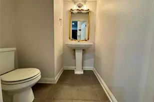 6814 E Riverside Dr, Austin, TX 78741 - Photo 11