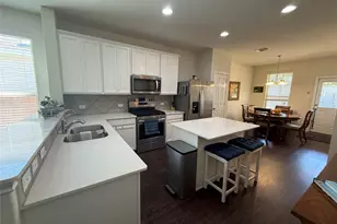 281 La Dera Dr, Liberty Hill, TX 78642 - Photo 5