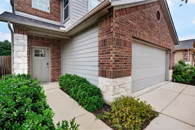 2006 Grow Lane, Austin, TX 78754 - Photo 3